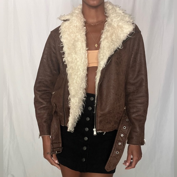 Lightweight shearling jacket - Picture 1 of 7